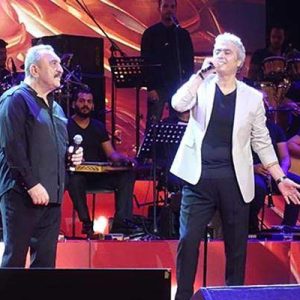 Cengiz Kurtoğlu ve Ümit Besen, aynı sahneyi paylaşarak sevilen şarkılarını