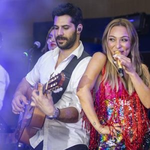 Kuzey Kıbrıs doğumlu sanatçı Ziynet Sali, pazar günü yapılacak düğününden