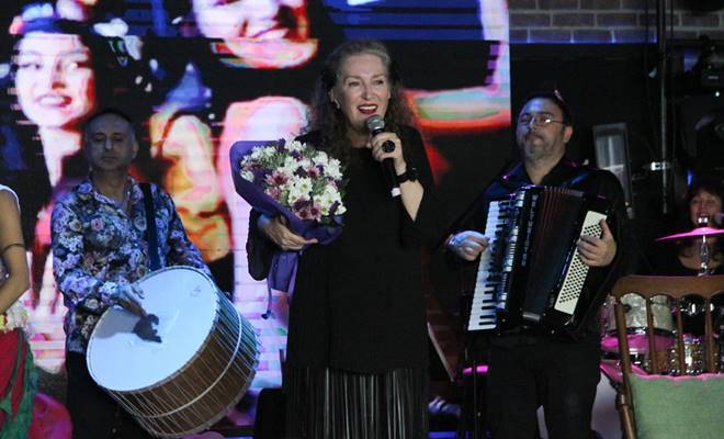 Başarılı sanatçı Suzan Kardeş, 24 Ekim Perşembe günü Birleşmiş Milletler