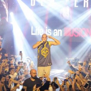 Ünlü rapçi Ben Fero, Antalya’nın Alanya ilçesinde verdiği konserinde önce