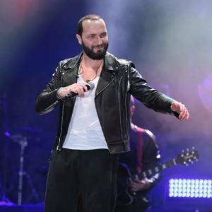 Şarkıcı Demet Akalın’ın “İdare edemiyorum” açıklamasından sonra Berkay’dan da sahnelere
