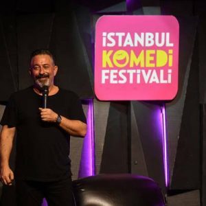 Yapı Kredi Bomontiada Babylon Sahnesi’nde gerçekleşen performansa İstanbul Büyükşehir Belediye