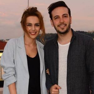 Evlenecekleri beklenirken ayrılık kararı alarak herkesi şaşırtan Yağmur Tanrısevsin ile
