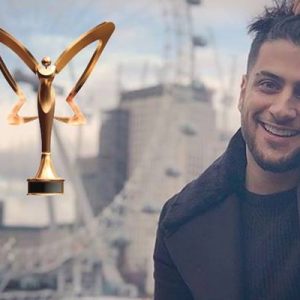 Hürriyet gazetesi ile ikonlaşan Altın Kelebek Ödülleri’nde, Show TV muhabirine
