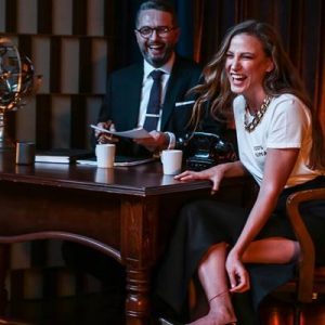 Serenay Sarıkaya, Alice Müzikali’ndeki rol arkadaşı İbrahim Selim’in, Zorlu PSM