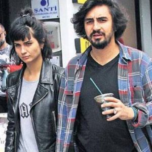 2017 yılından beri aşk yaşayan ünlü oyuncu Tuba Büyüküstün ve