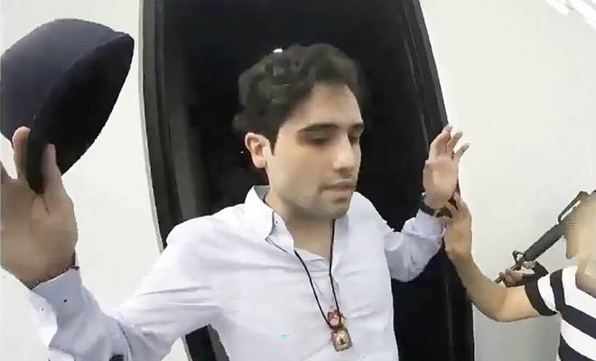 Meksika’da uyuşturucu baronu “El Chapo”nun oğlunu tutuklayan polis, kartel tarafından