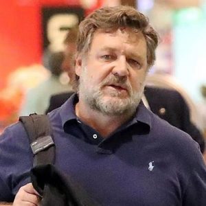 Son dönemde aldığı kilolarla gündemden düşmeyen ünlü oyuncu Russell Crowe,