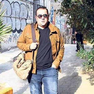 Ünlü komedyen Ata Demirer, önceki gün Nişantaşı’nda görüntülendi. Demirer’in verdiği