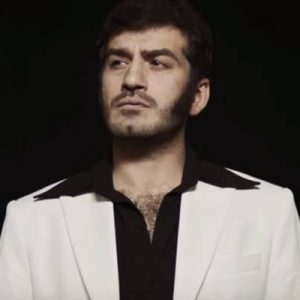 Ufuk Bayraktar’ın hikaye danışmanlığı yaptığı ‘Dayı’ filminin fragmanı yayınlandı. Yönetmen