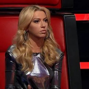 Şarkıcı Hadise, geçtiğimiz günlerde yakın arkadaşı Murat Boz ile sosyal