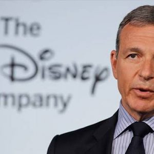 TIME dergisi Disney CEO’su Bob Iger’i yılın iş insanı seçti.