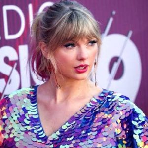 Dünyaca ünlü şarkıcı Taylor Swift, yeni şarkısı The Man için