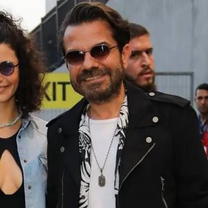 Şarkıcı Kenan Doğulu eşi Beren Saat’in Atiye’deki performansı hakkında yorum