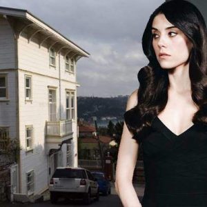 Geçen yıl Avrupa Yakası’ndaki evine hırsız girdiği için Kandilli’ye taşınan
