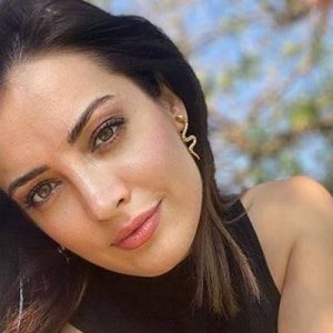 Uzun bir süredir yalnız olan ünlü oyuncu İrem Sak, birlikte