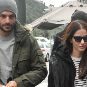 Uzun zamandır aşk yaşayan Serkan Çayoğlu ve Özge Gürel çifti