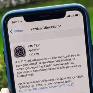Apple’ın iOS güncellemeleriyle iPhone’ların önceki versiyonlarının yavaşlayacağını eski iPhone sahiplerine