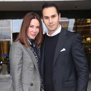 Geçtiğimiz yıl iş insanı Cenk Küpeli ile nikah masasına oturan