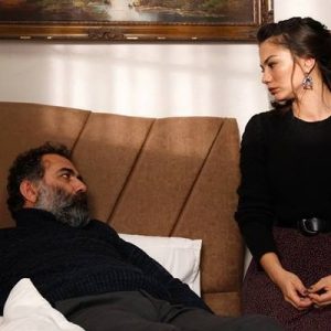 İbrahim Çelikkol ve Demet Özdemir’in başrol oynadığı “Doğduğun Ev Kaderindir”