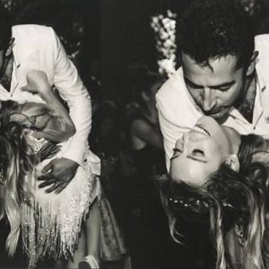 2016 yılında meslektaşı Kenan İmirzalıoğlu ile nikah masasına oturan Sinem