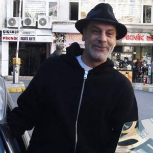 Ozan Güven önceki gün Nişantaşı’ndaki Amerikan Hastanesi’nden çıkarken görüntülendi. Ozan