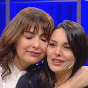 Son günlerde magazin gündeminden düşmeyen Tuvana Türkay’dan çok konuşulacak açıklamalar.
