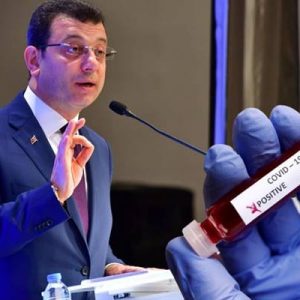 İBB Başkanı Ekrem İmamoğlu, kurmaylarıyla telekonferans yöntemiyle sanal toplantı gerçekleştirdikten