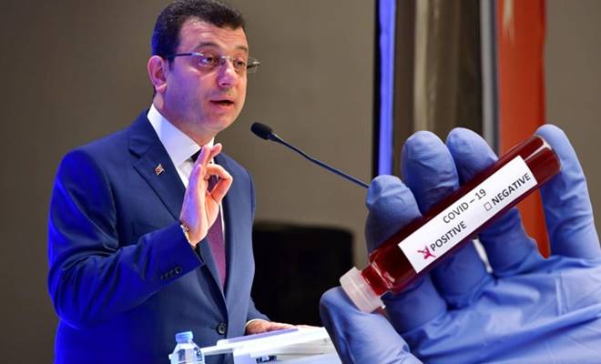 İBB Başkanı Ekrem İmamoğlu, kurmaylarıyla telekonferans yöntemiyle sanal toplantı gerçekleştirdikten