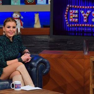 Eser Yenenler’in hazırlayıp sunduğu EYS programı geçtiğimiz akşam Tv8 ekranlarında