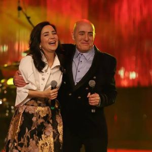 İpek Açar’ın Cuma akşamları TRT Müzik ekranlarında yayınlanan İpek Açar