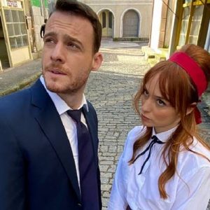 Başrollerini Kerem Bürsin ve Nilperi Şahinkaya’nın paylaştığı ve dijital içerik