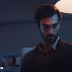 Öğretmen dizisinin merakla beklenen afişi, sosyal medyada büyük ilgi gördü.