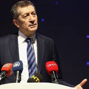 Sağlık Bakanı Fahrettin Koca’nın “Okulların tatil edilip edilmemesiyle ilgili Milli
