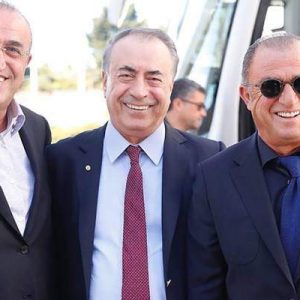 Galatasaray İkinci Başkanı Abdurrahim Albayrak’ın kulüpteki görevinden ayrılması için ailesinden