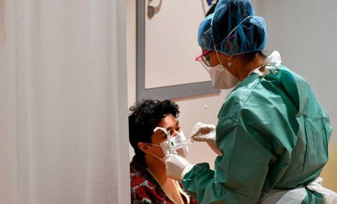 Fransa’da koronavirüs nedeniyle son 24 saatte 643 kişi daha hayatını
