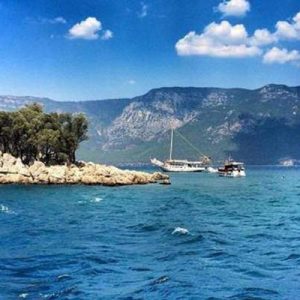 Marmaris’te yer alan Gelibolu Adası, 22 hissedarın kararıyla satışa çıkartıldı.