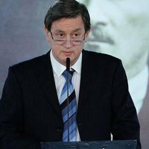 Teknik Direktör Mesut Bakkal’ın kitabında yazdığı itiraflar nedeniyle siyah-beyazlı kulüpten