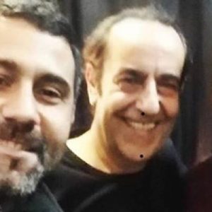 Ünlü müzisyen Özkan Uğur’un ağabeyi hayatını kaybetti. Uğur, acı haberi