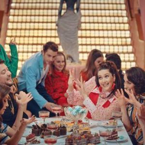 Geçtiğimiz aylarda yayınlanan ve dinleyenler tarafından çok sevilen Aykut Gürel