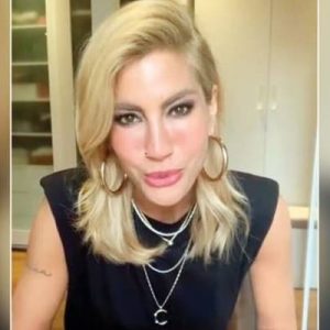 Sunucu-manken Çağla Şıkel’ın son paylaşımı sosyal medyada olay oldu. Çağla’nın