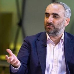 Gazeteci İsmail Saymaz, Halk TV’nin internet sitesinde köşe yazmaya başlıyor.