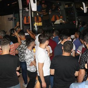 İki aydır cumartesi-pazarı ev karantinasında geçiren vatandaşlar, devlet normalleşme için