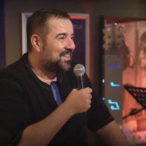 Programa Ercan Saatçi ve Ata Demirer’in “ninni” yorumları damgasını vurdu.