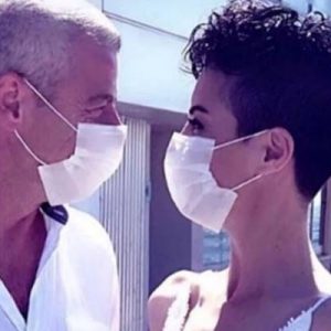 Şarkıcı Levent Yüksel (55), spor eğitmeni Özlem Öztürk ile bugün