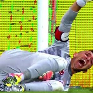 Galatasaray, Çaykur Rizespor maçında tibia ve fibula kemikleri kırılan Fernando