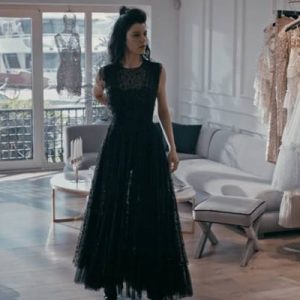 Netflix dizisi Atiye’nin başrol oyuncusu Beren Saat dizinin yeni sezonu