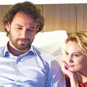 TRT 1’in yeni dizisi ‘Masumlar Apartmanı’nın setinden ilk kareler ortaya