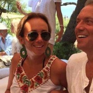 Fransa’nın başkenti Paris’te kaçak yaşayan 60 yaşındaki Cem Uzan, çapkınlıktan