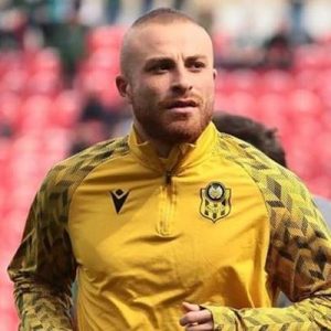 Göktan Töre’nin Yeni Malatyaspor’dan ayrılmasıyla deneyimli kanat oyuncusunun yeni takımı